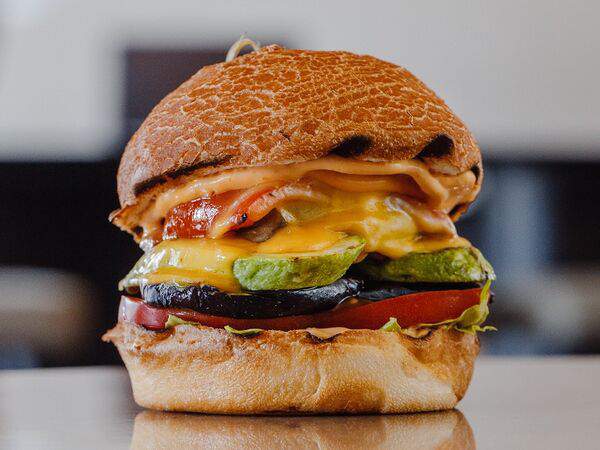 Chado Burger Bar night - Бургер Южанин