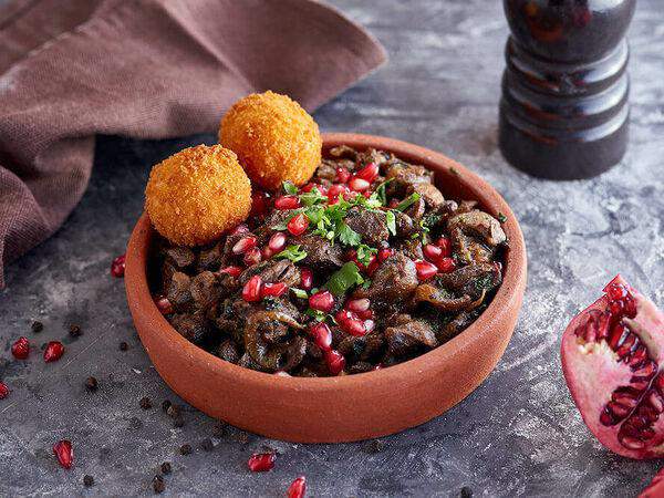 Батони - Кучмачи на кеци