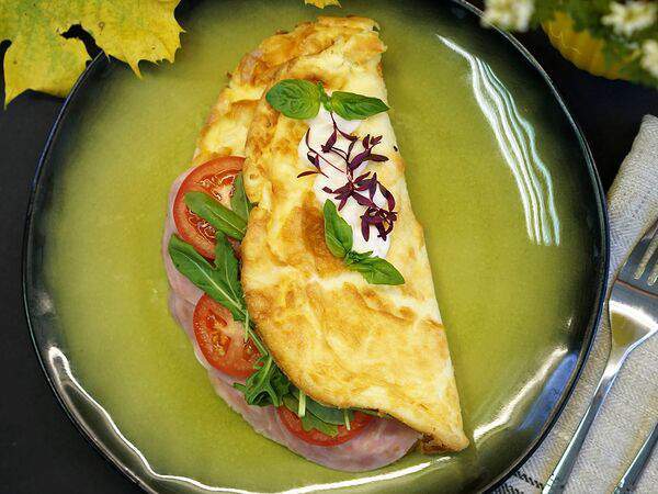 Yellow Cafe - Омлет с ветчиной