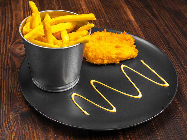 Crazy Brothers - Шницель куриный с фри