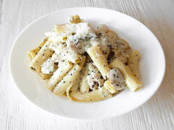 Блины и Паста - Паста с курицей и грибами