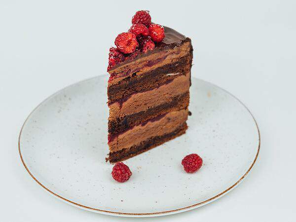 Магадан - Торт шоколадный с малиной