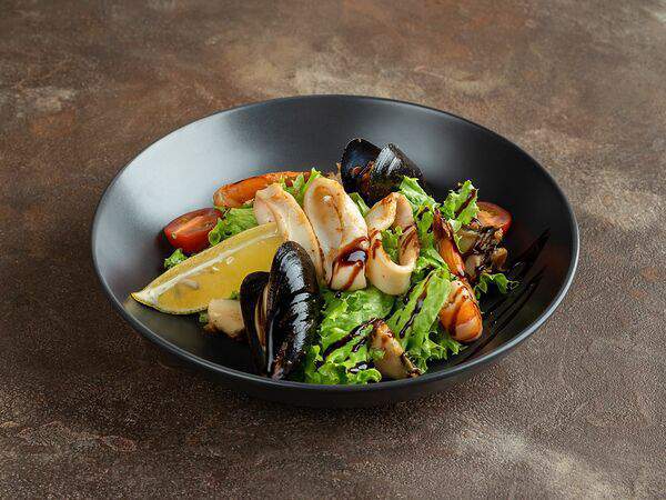 Ave Rest - Салат с морепродуктами