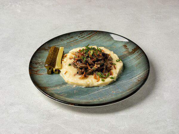 Гастробар Море - Бефстроганов из говядины с грибами