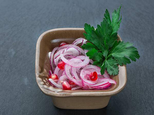 Чайхона №1 Братьев Васильчуков - Лук маринованный