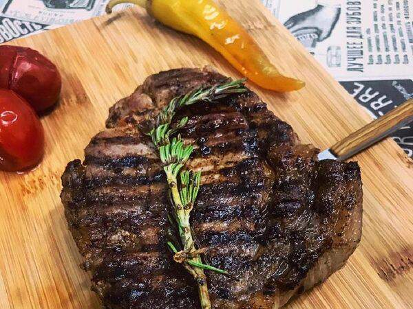 La Costa - Стейк cвинoй на гриле