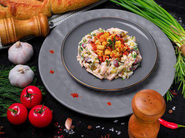 Спаро - Салат с ветчиной и фасолью
