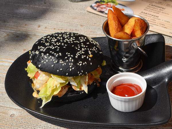 Burger 1 - Арт-бургер и картофель по деревенски