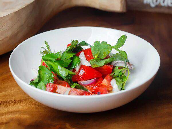 Rusalka - Салат из помидоров с луком