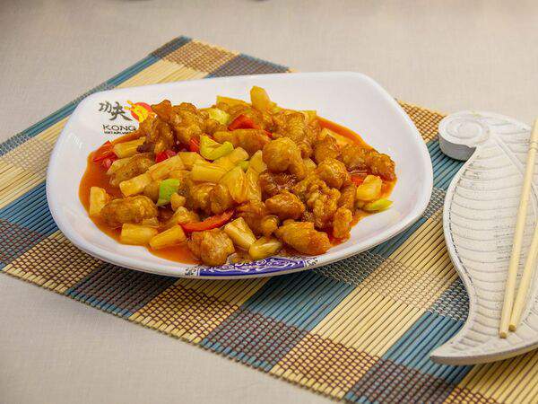 Kong Fu - Курица с ананасами