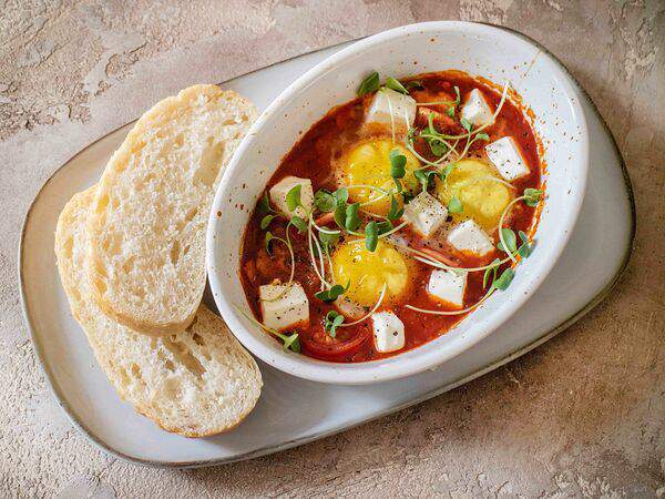 Тепло на Авроре - Шакшука с сыром Фета