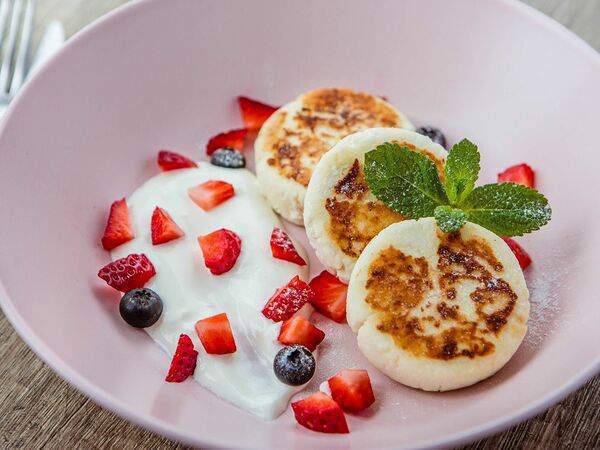 Шкаф - Сырники со сметаной