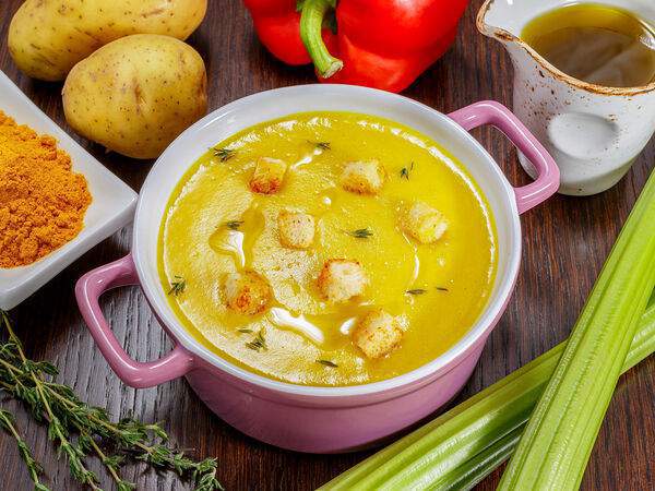 Кафе Nебо - Картофельный крем-суп с копченым окунем и васаби