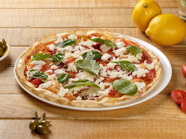 Maccheroni - Пицца с сыром буррата