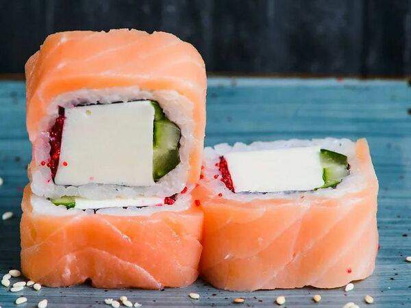 Вокруг суши - Филадельфия с лососем