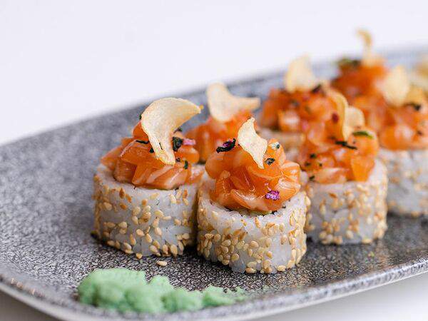 Under the sea - Ролл тар-тар из лосося с юдзу