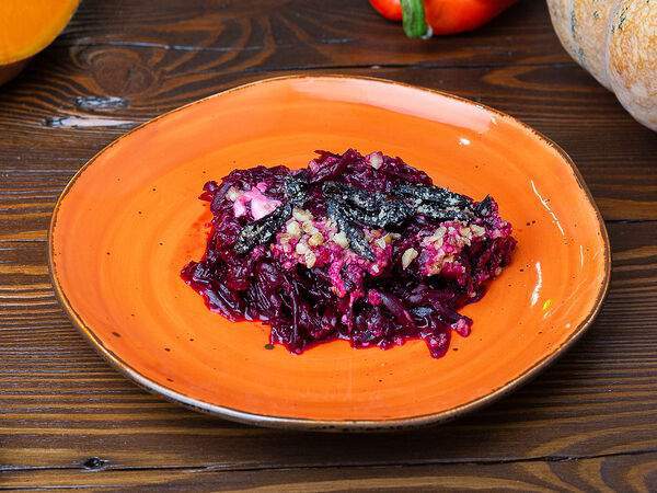 Кулинария Ирины Князевой - Салат Свекла с черносливом и грецким орехом