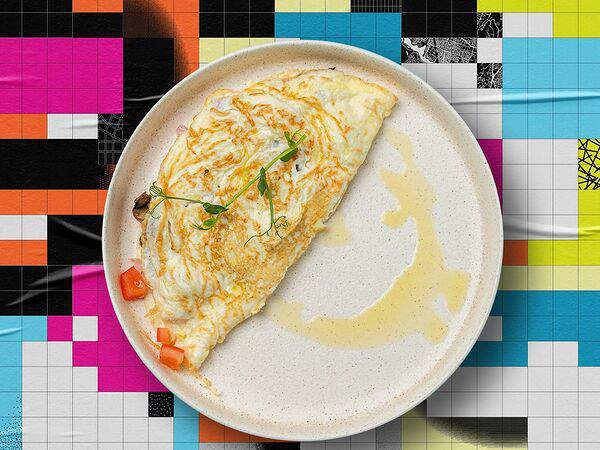 До двери - Омлет с грибами, ветчиной и томатами