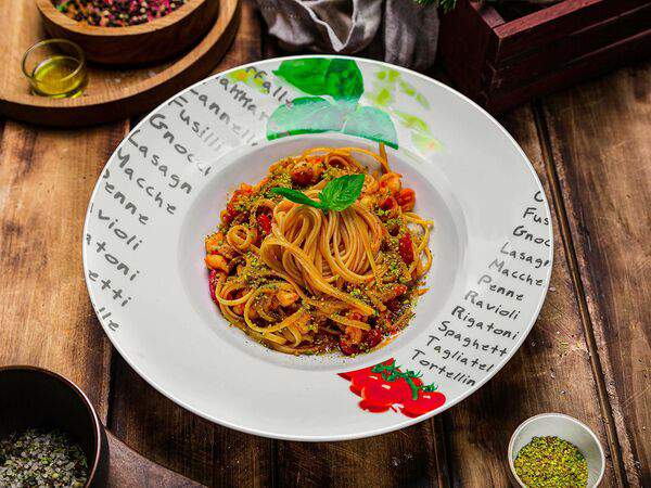 PizzAmore - Лингвини с креветками и фисташками