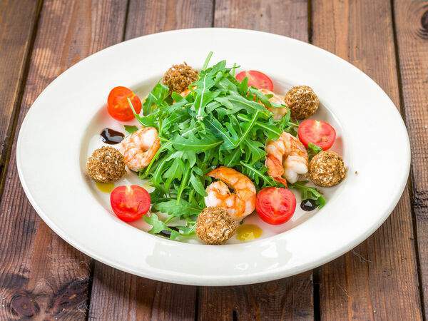Шерлок Холмс - Салат с креветками, рукколой и сливочным сыром