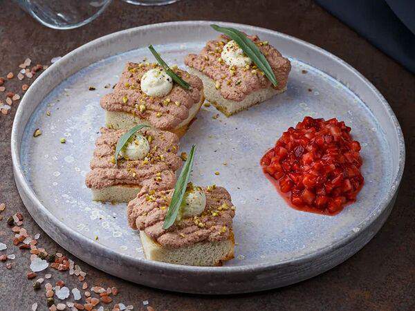 Fratelli - Куриный паштет с клубникой