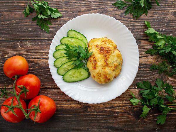 Банный ресторан Свежесть - Куриное филе запеченное с сыром и овощами