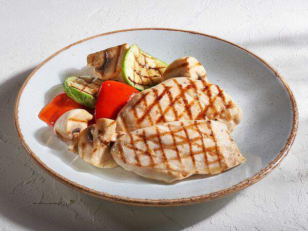 Pizzarella36 - Куриное филе на гриле с овощами