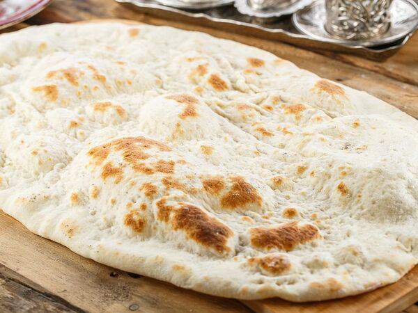 Дуду Кебаб Хауз - Лаваш собственного производства