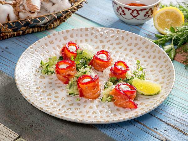 Чайхана neft lounge - Малосольная форель в свекле