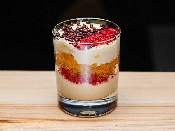 Семейный ресторан МишЛен - Десерт Манго с тапиока