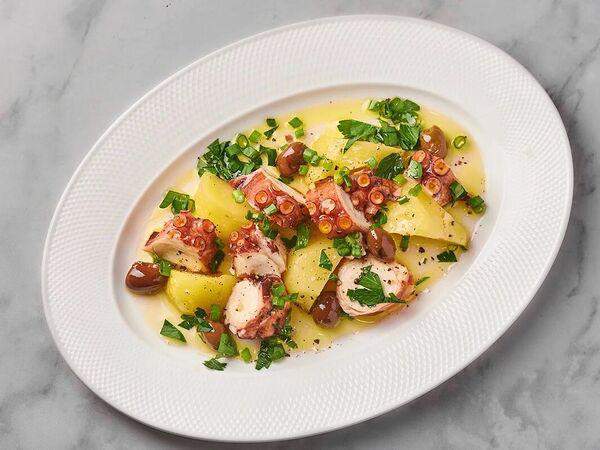 IL SOLO pizza & pasta - Осьминог с картофелем