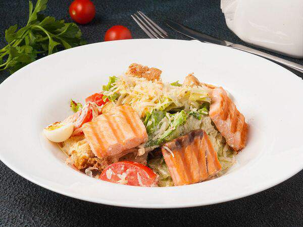 Pepperoni - Цезарь с лососем