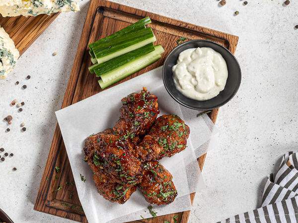 Империя Пиццы и Суши - Куриные крылышки по-тайски