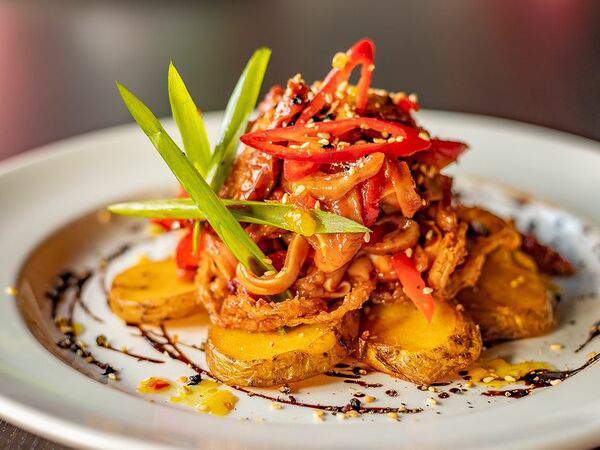 Hosper Hops Pub - Ушки к пиву в кисло-сладком соусе