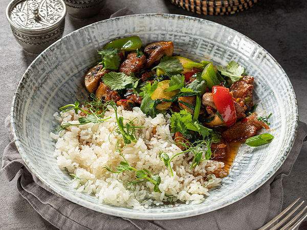 Чайхона №1 Тимура Ланского - Телятина с шампиньонами по-уйгурски