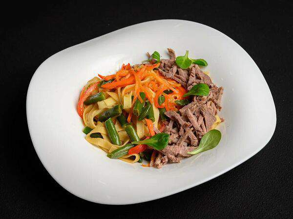 Урал Тау на Гоголя - Удон с говядиной