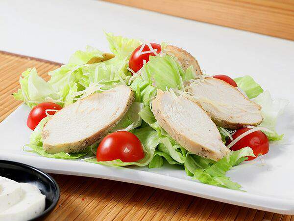 Sushiwoker - Салат Цезарь с курицей