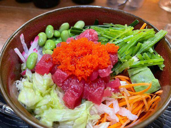 Ем Том Ям - Поке с тунцом