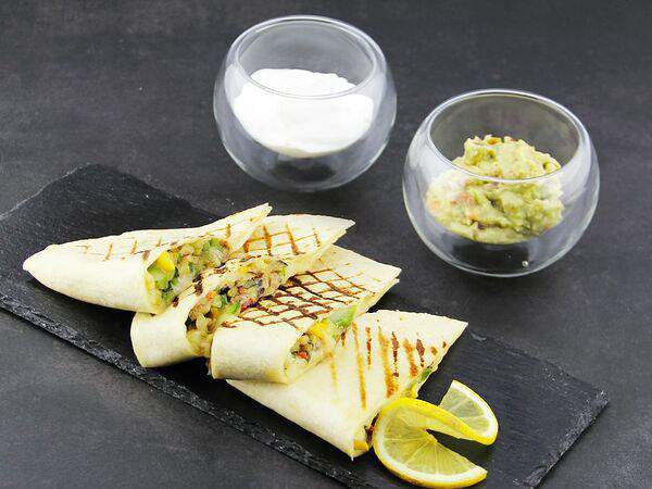 FishRoll - Кесадилья с овощами