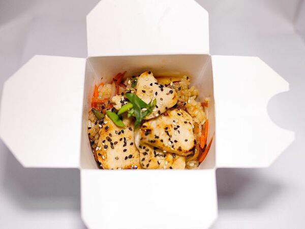 Суши хаси - Вок с курицей