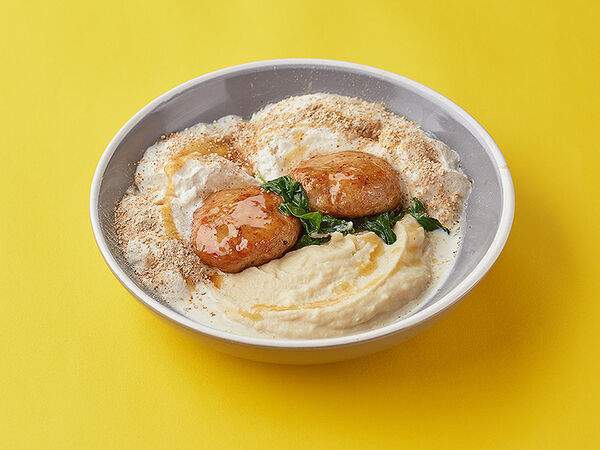 Фартук бистро - Куриные котлетки с картофельным пюре и грибным соусом