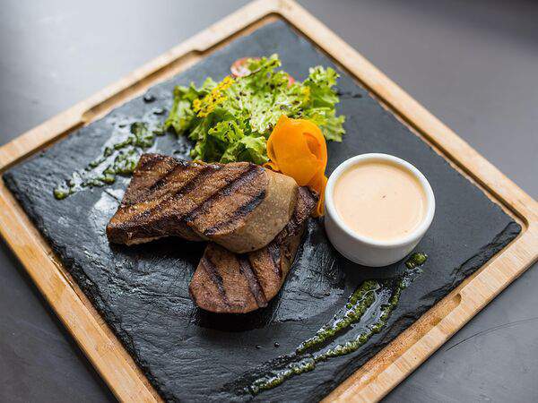 Вкусный дом - Стейк из говяжьего языка на гриле