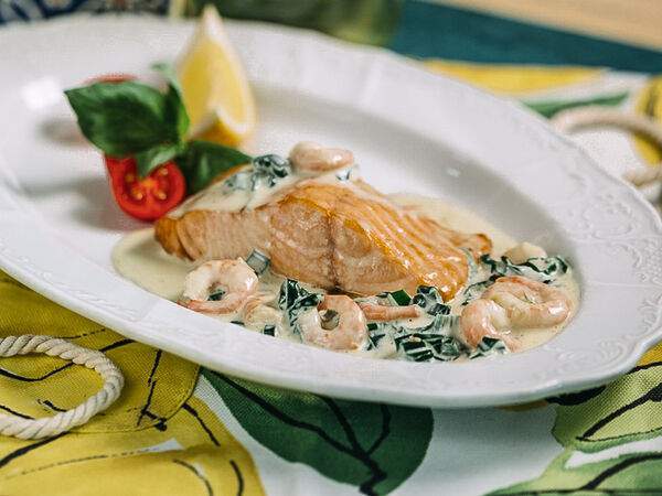 Mama Roma - Филе лосося с креветками