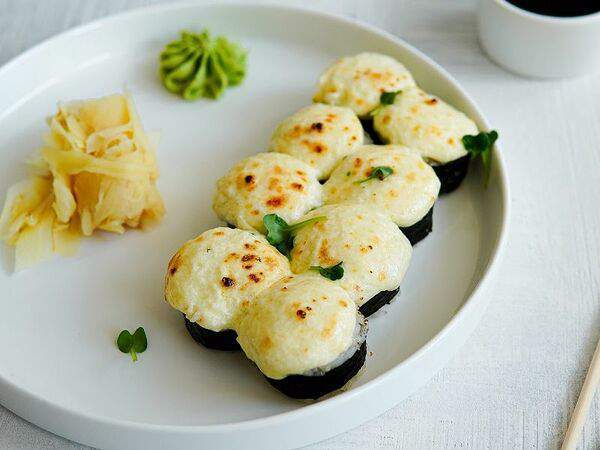 Пан Кот - Запеченный ролл с лососем