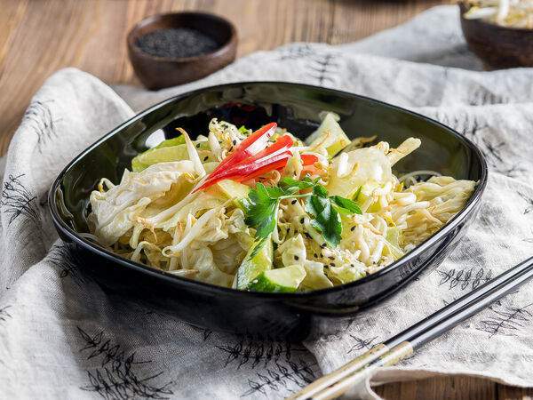 Куда? В гастролеры! - Салат Фунчоза