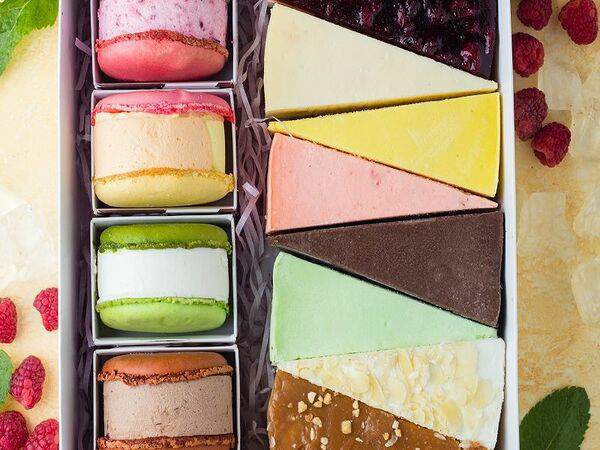 Bagatelle - Мороженое Айсбон и 8 чизкейков