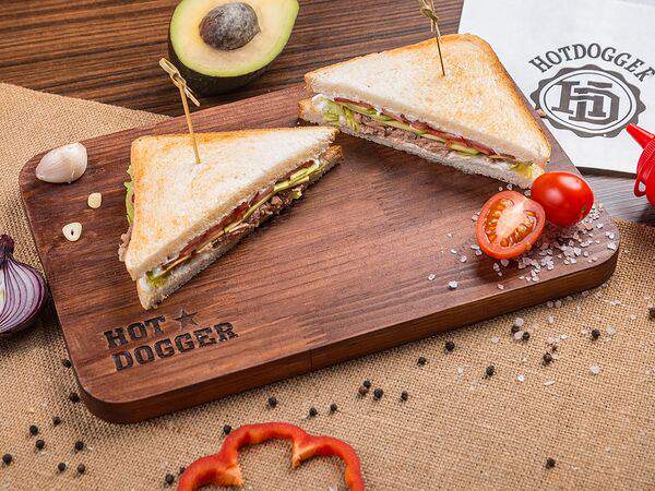 Hotdogger - Сендвич с тунцом