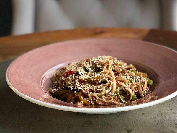 Plita - Удон с морепродуктами