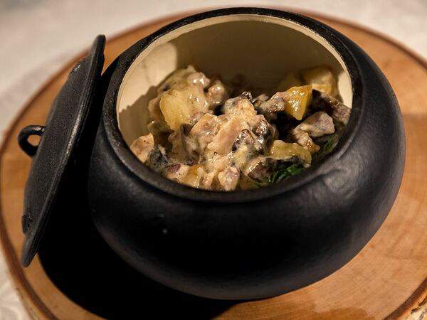 Корчма Диканька - Кролик шаленый с картофелем