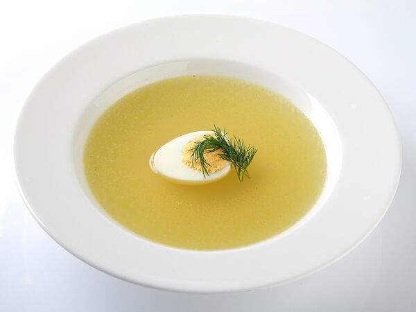 Блинная Сковородка - Бульон куриный с яйцом